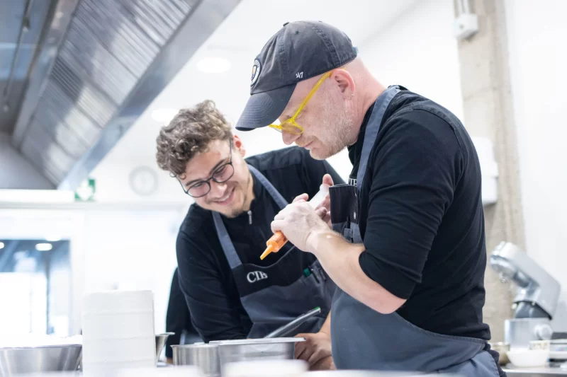 jefe de cocina cib Alumnos en cocinas del CIB aprendiendo a ser jefes de cocina