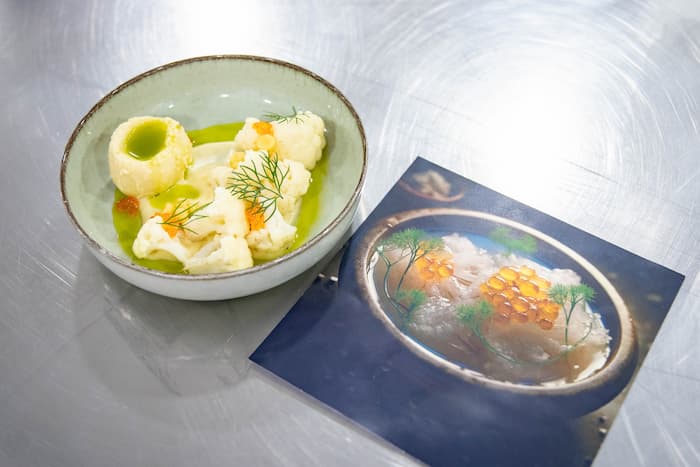 cómo-influirá-la-ia-en-el-mundo-de-la-gastronomía-y-qué-oportunidades-y-desafíos-planteará-su-aplicación-en-restaurantes-2ab872