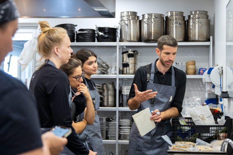 sustainable-gastronomy-and-food-sustainability-62ee02