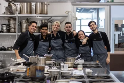 What Does a Restaurant Pastry Chef Do? | CIB What Does a Restaurant Pastry Chef Do? | CIB