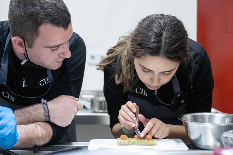 Students of CIB with molecular cuisine